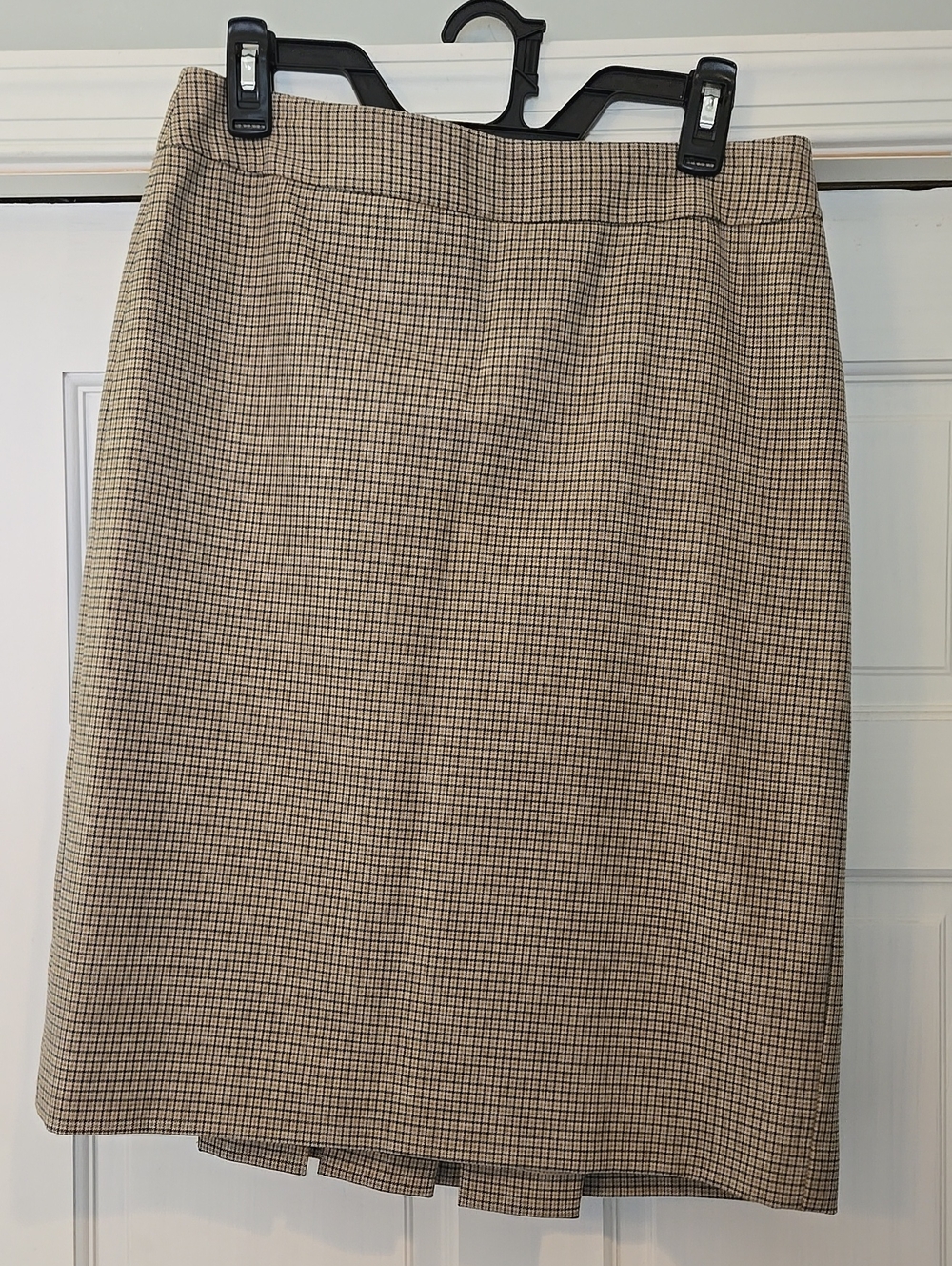 Casual Corner Beige and Black Checked Pencil Skirt